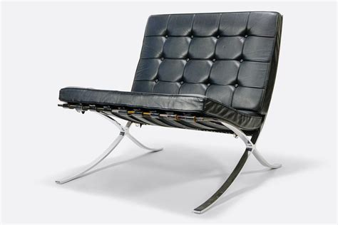 eames barcelona chair